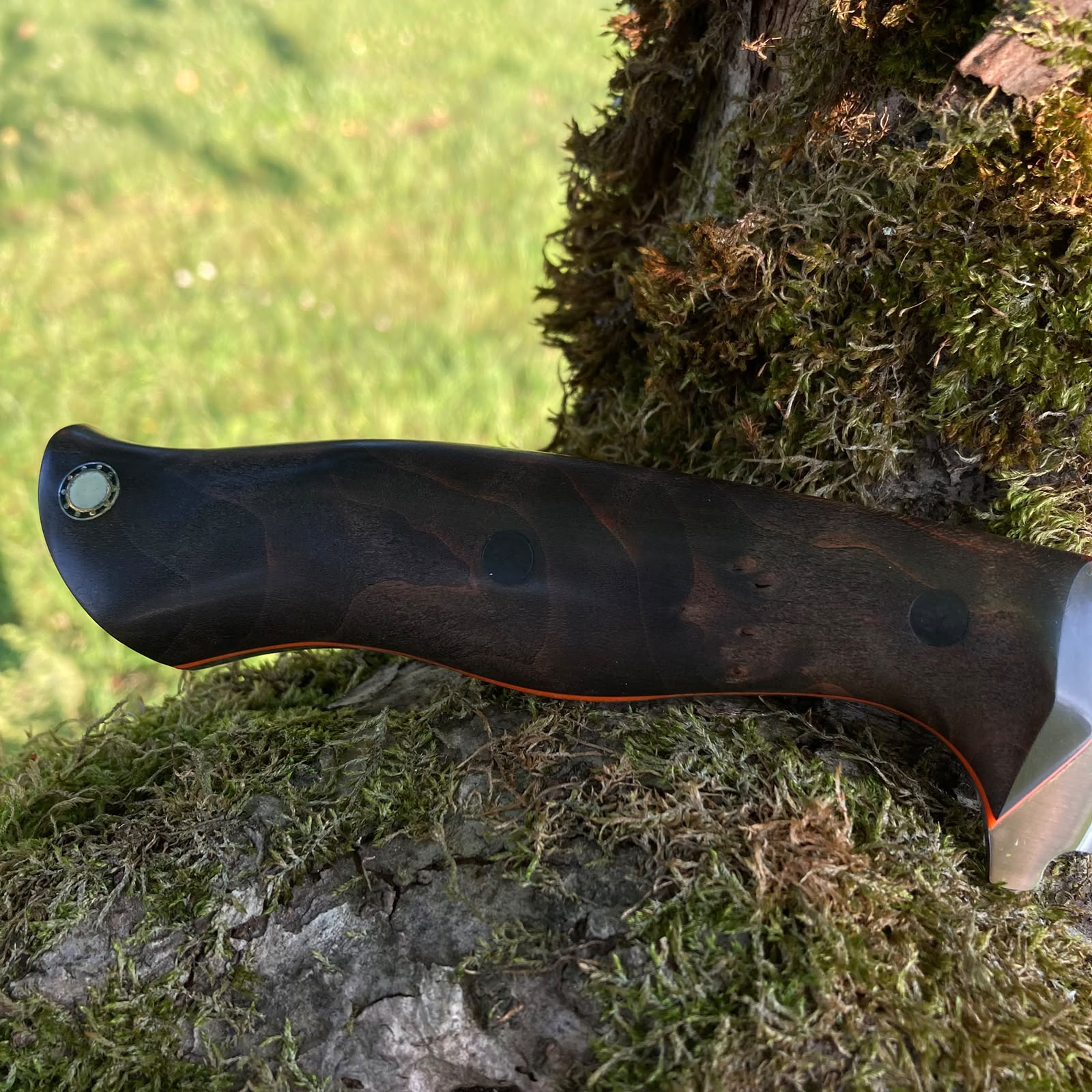 Ember | Hunting Knife N690 | Stabilized Wood & G10